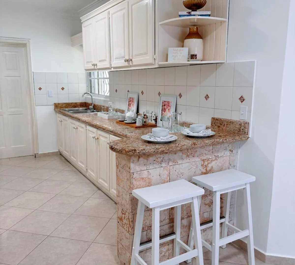 Backyard, Pool View, Walk To Beach, Dining, Shops Punta Cana Dominikana